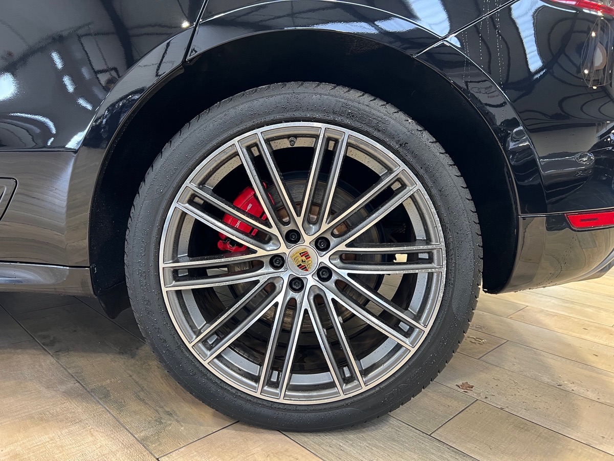Porsche Macan TURBO 3.6 V6 PDK 400CV TO / BURMESTER / PACK CHRONO / SUIVIT COMPLET A