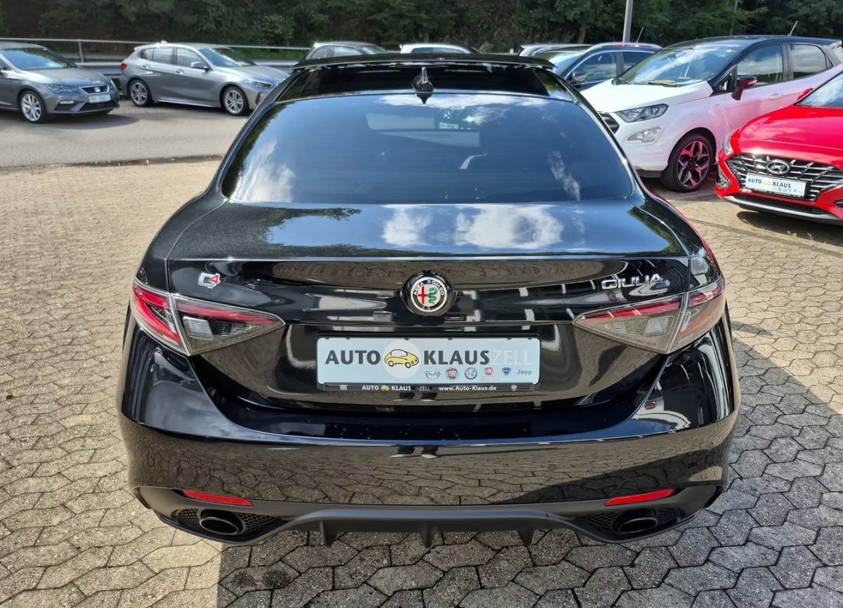 Alfa Romeo Giulia 2.0T 280ch Competizione Q4 AT8 Toit ouvrant Harman-Kardon