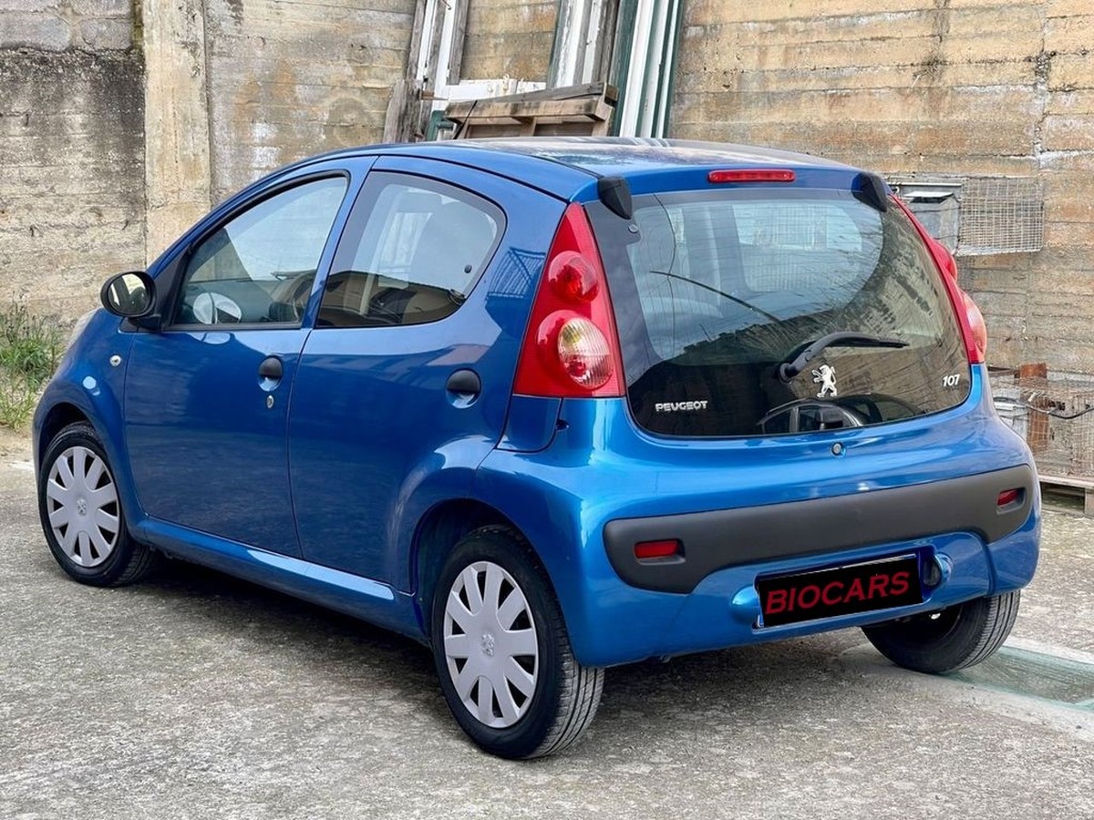Peugeot 107 1.0
