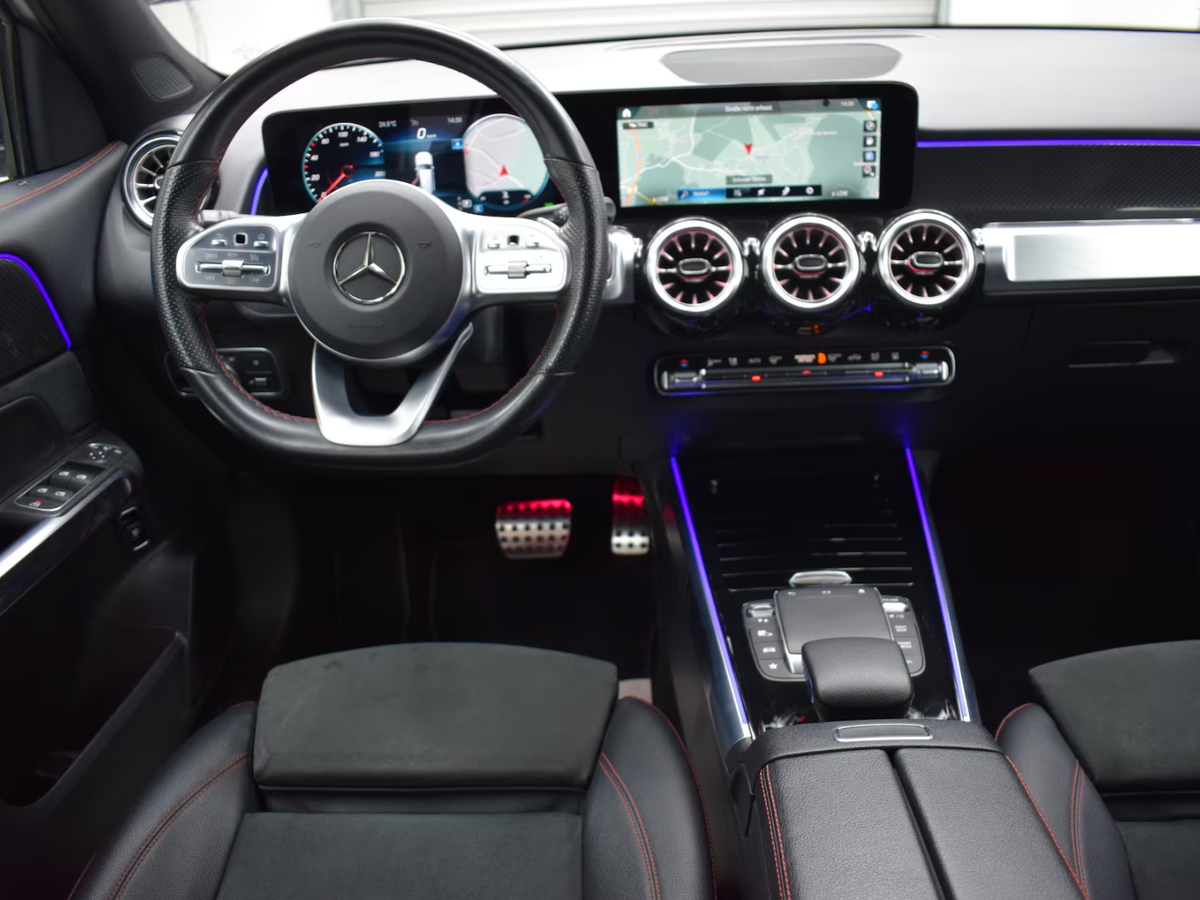 Mercedes-Benz GLB 200d 4matic 150ch AMG Line 8G DCT/Attelage/Pack Sport Black