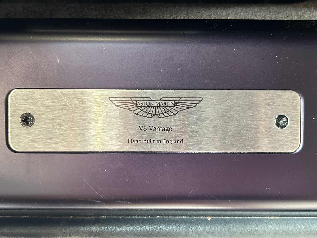 Aston Martin V8 Vantage 4.3 385 cv Boîte auto