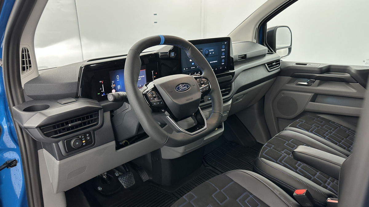 Ford TRANSIT CUSTOM 320 L2H1 2.0 EcoBlue 170ch MS-RT BVA8 AWD | 49600 euros hors taxes