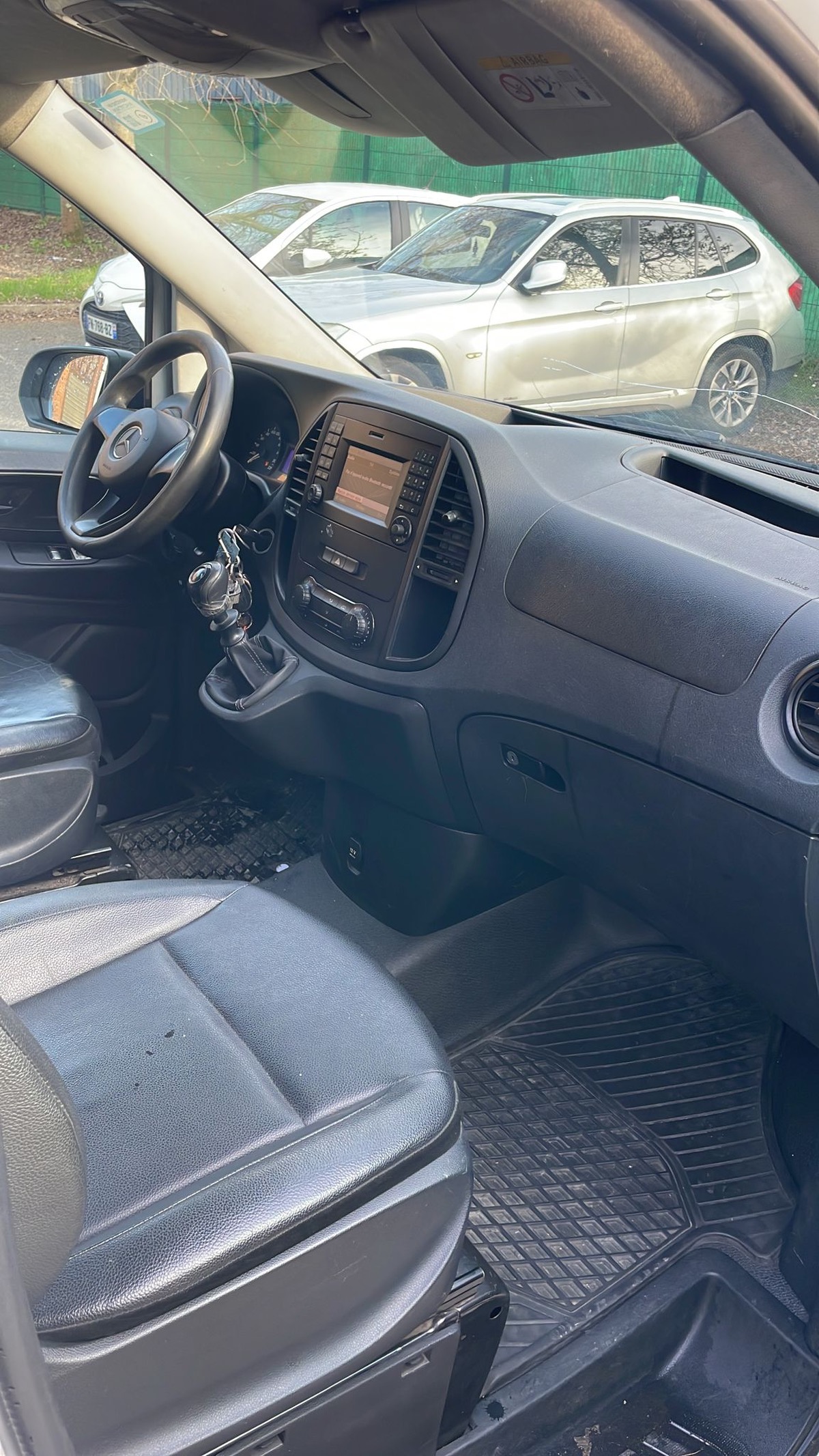 Mercedes-Benz Vito VU 111 cdi PRO 2 portes latérales HT 