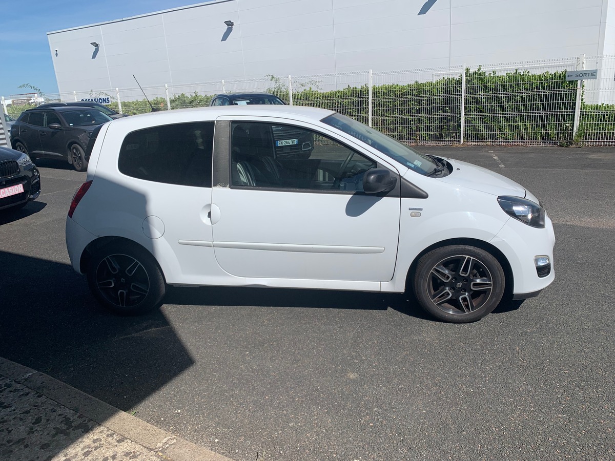 RENAULT Twingo 75 chevaux | Life | Premiére MAIN | Climatisation | Roue secours | Ordinateur de bord