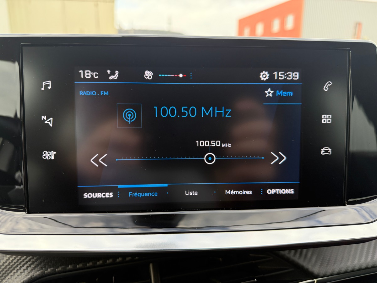 Peugeot 208 II 5 Portes 1.2 PureTech EAT8 S&S 100 cv, Suivi COMPLET