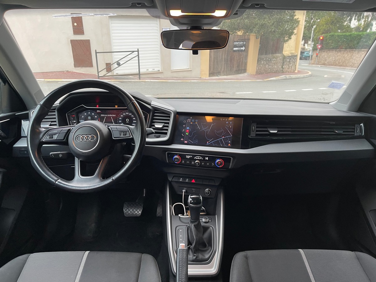 Audi A1 30 TFSI 1.0 110 CV / Jantes Noir /  S-Tronic7 / Carplay / Virtual /