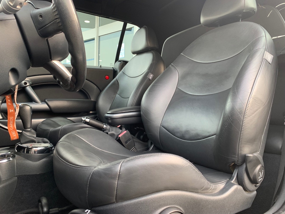 Mini Cooper 112 ch | GPS | Boite automatique | Sellerie cuir | Radar de recul | Régulateur vitesse