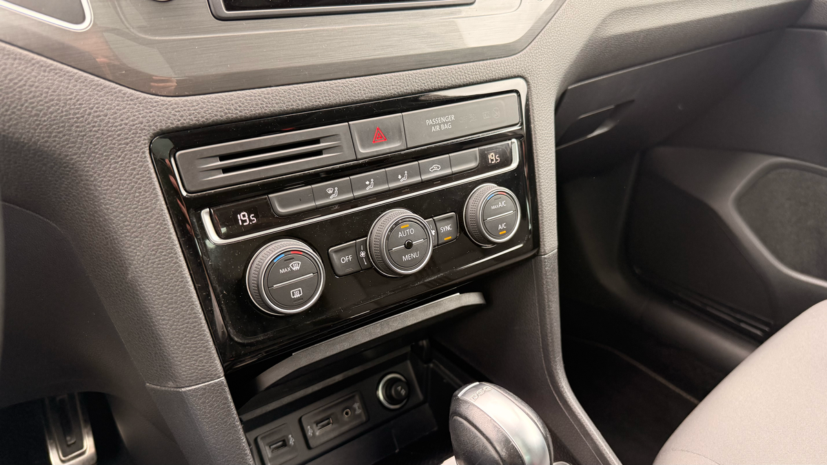 Volkswagen Golf Sportsvan 1.4 TSI 125ch BlueMotion Technology ALLSTAR DSG7 -Toit ouvrant-CarPlay
