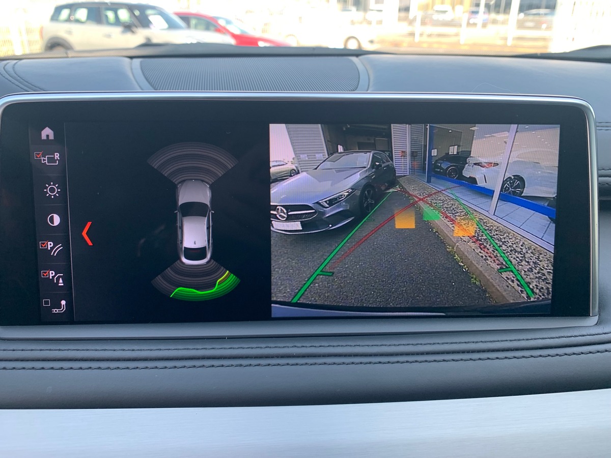 Bmw X6 380 | M | Toit ouvrant | Harman Kardon | Régulateur vitesse adaptatif | Attelage électrique