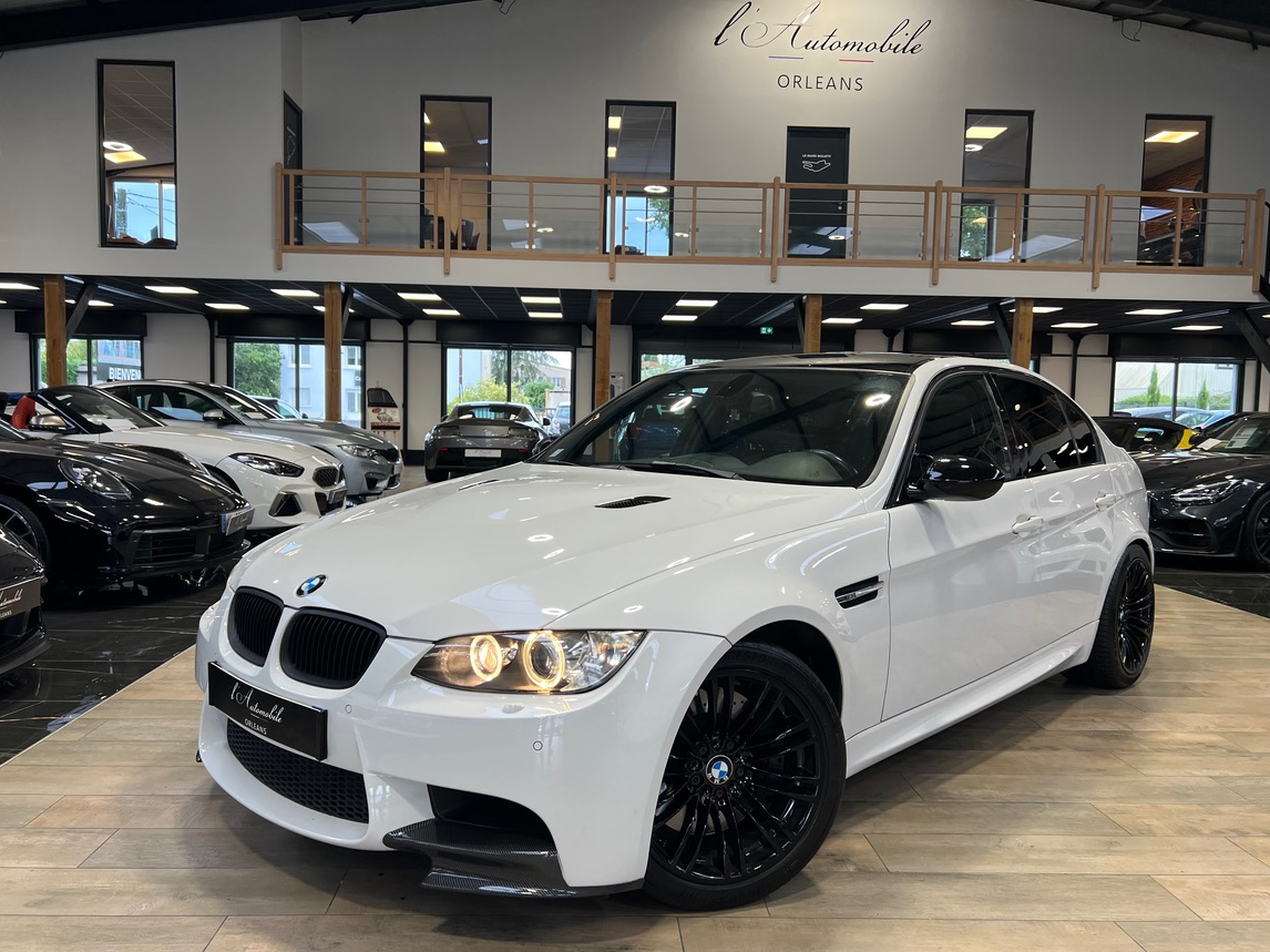 Bmw M3 (E90) SEDAN 5 portes 4.0 V8 420 ch DRIVELOGIC M DCT
