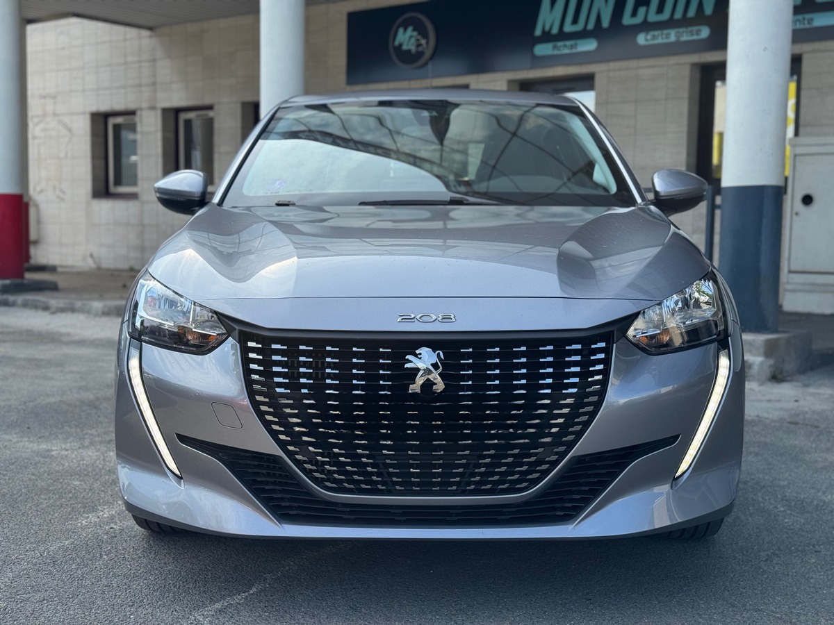 Peugeot 208 II Allure 1.2 100 cv / i-cockpit
