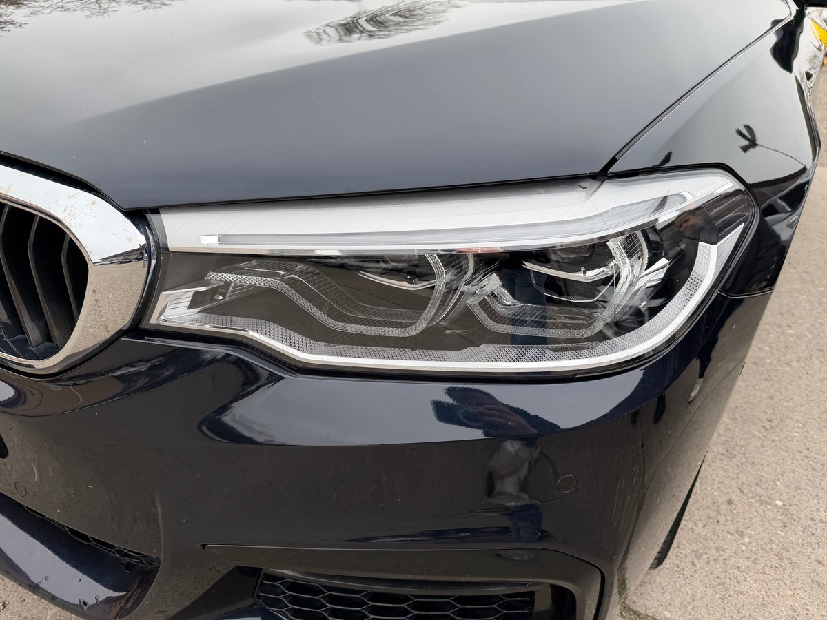 Bmw Série 5 G30 520D xDrive 190 ch BVA 8 M Sport Harman Kardon / Toit ouvrant / Caméra 360°