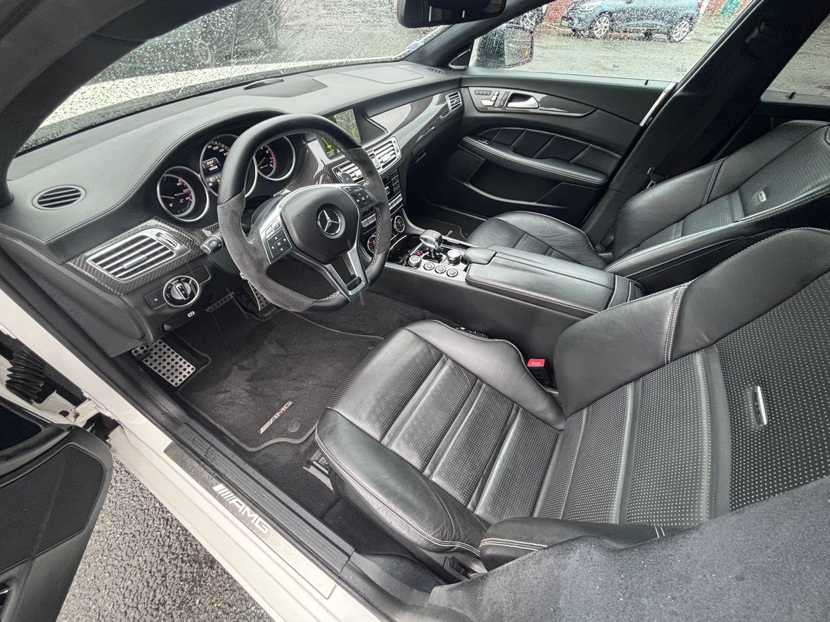 Mercedes-Benz CLS Shooting Brake 63 S AMG 585 - 4 MATIC - Garantie