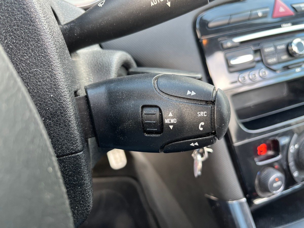 Peugeot 308 CC SPORT PACK 2.0 HDI 163ch, GPS, RADAR AVANT/ARRIERE