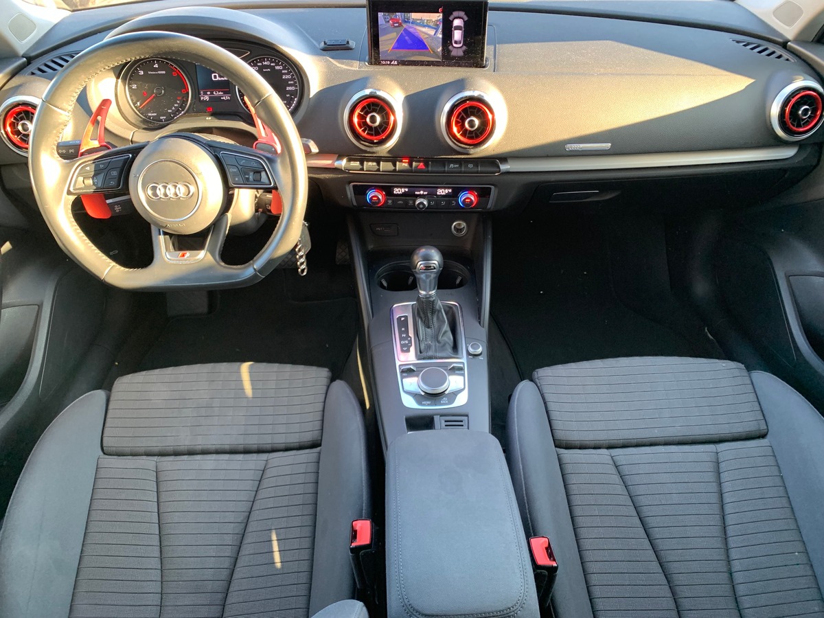 Audi A3 Berline 150 ch | Pack S-Line extérieur | Caméra recul | Clim automatique | Jantes Alu 18''