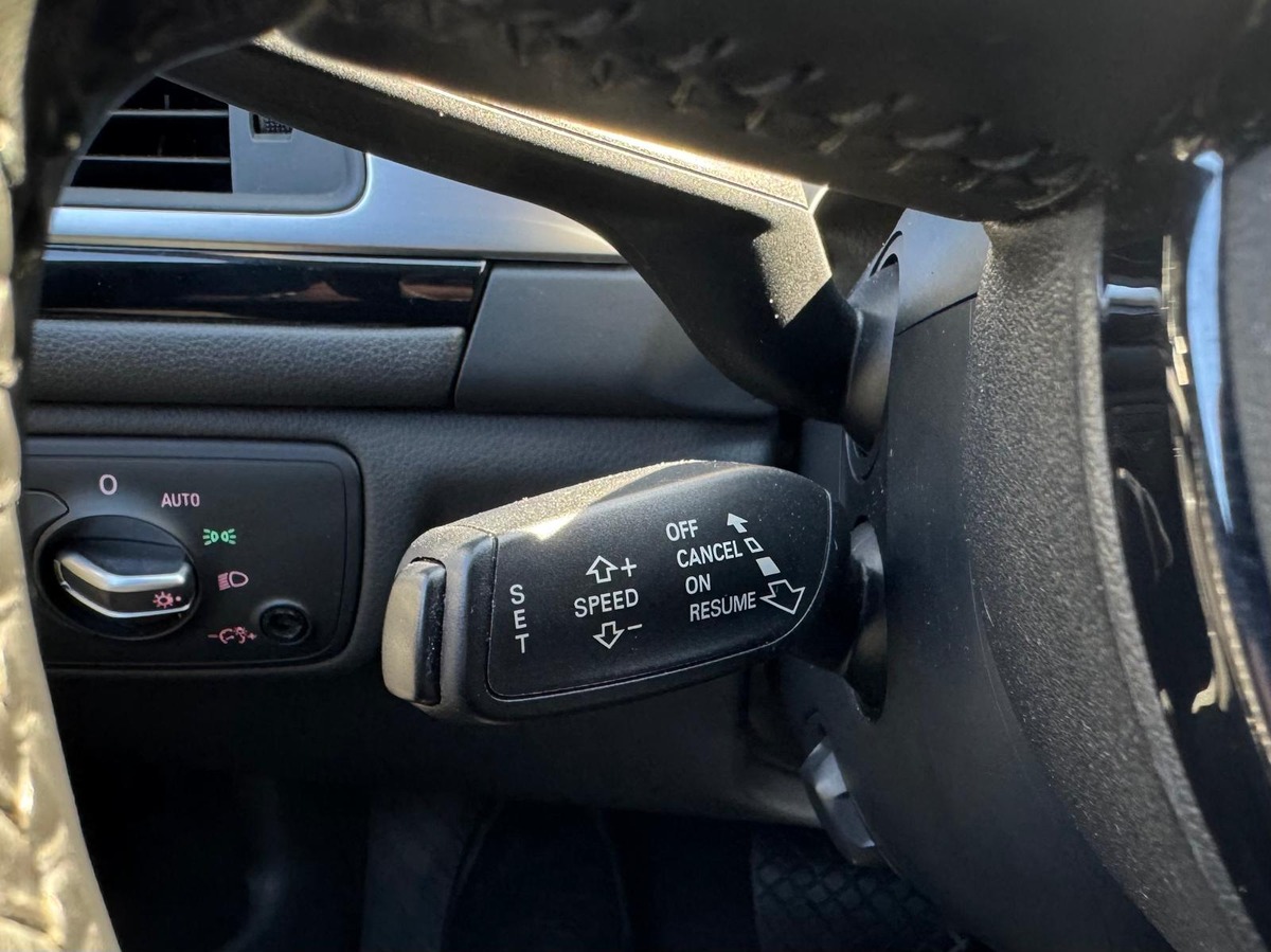 Audi A6 Avant Quattro 3.0 V6 TDI 272 AVUS S Tronic