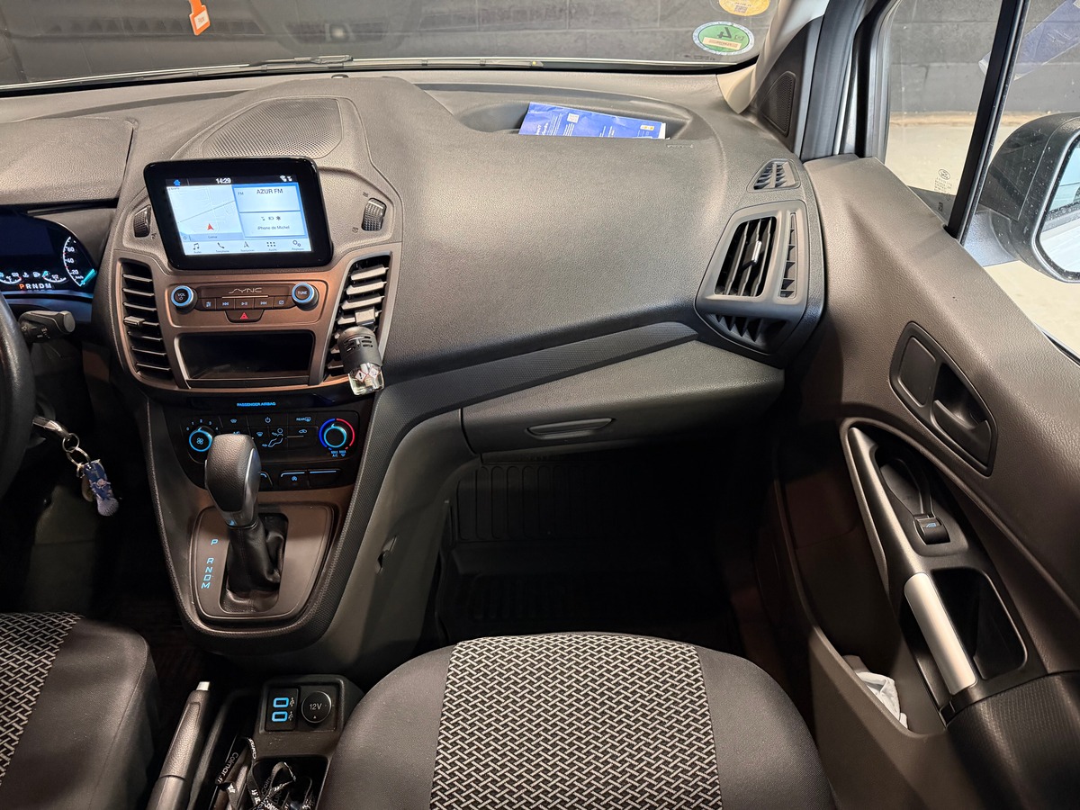 Ford T.CONNECT transit Connect 120 ch BVA 5 Places Long Boite Automatique / Double porte latéral