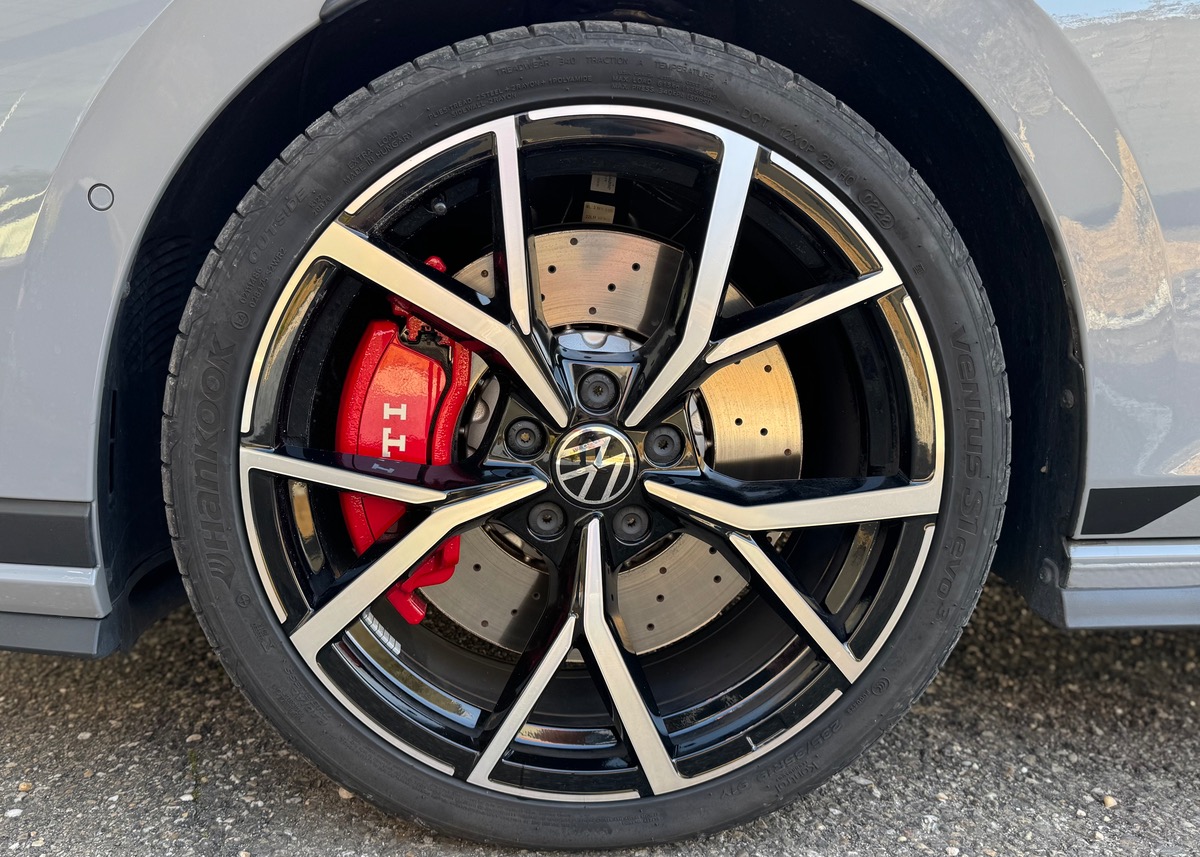 Volkswagen Golf 8 VIII 2.0 GTI CLUBSPORT