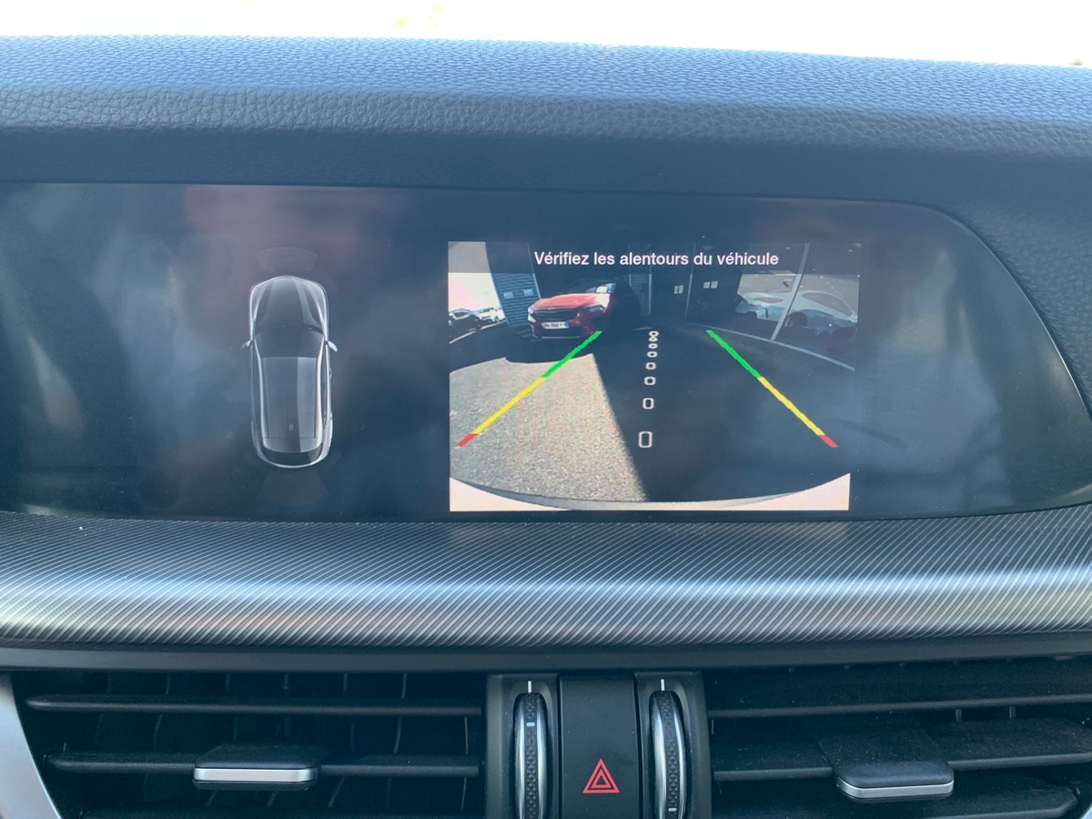 Alfa Romeo Stelvio 190 ch | Sprint | Caméra recul | Apple car Play | Coffre assisté électriquement