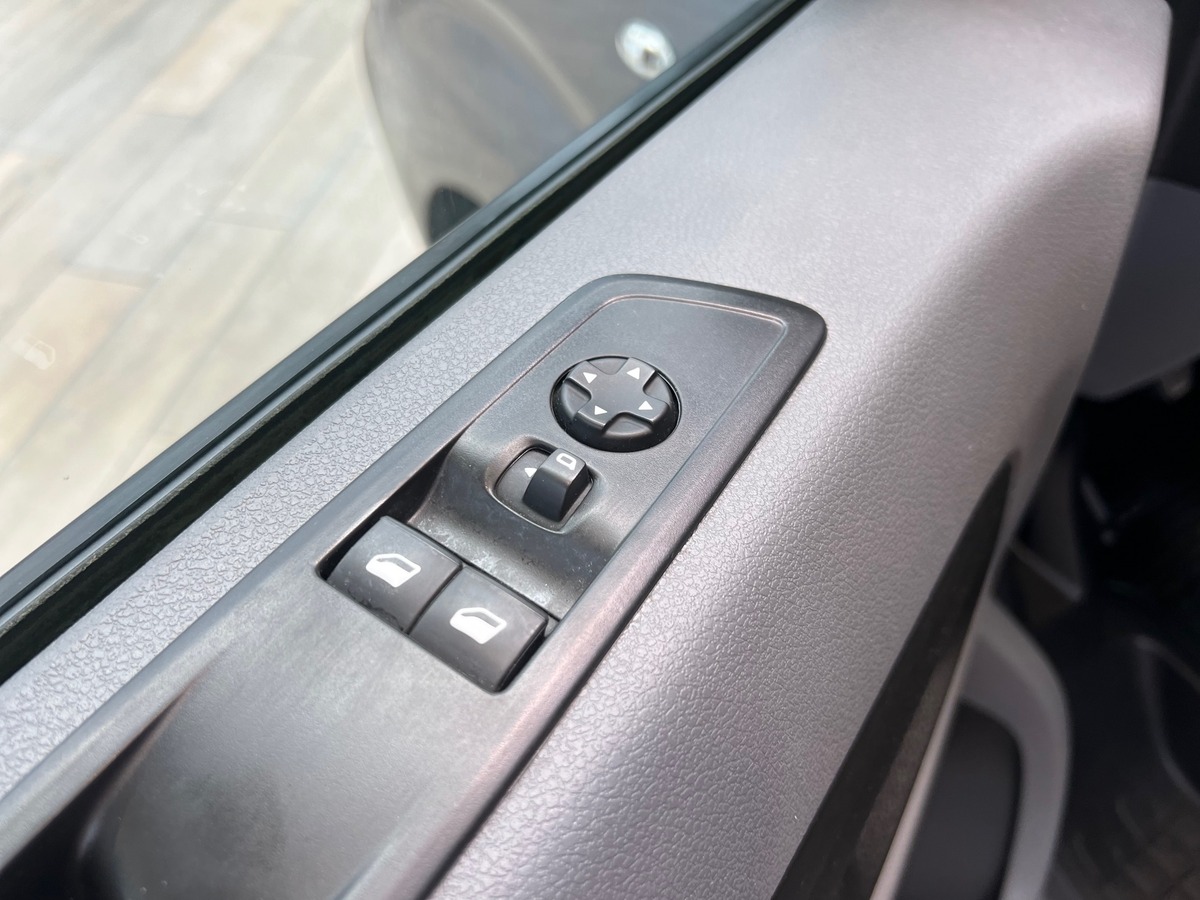 Opel Vivaro FOURGON MOYEN L1 1.5 CDTI 120 ch S&S PACK CLIM