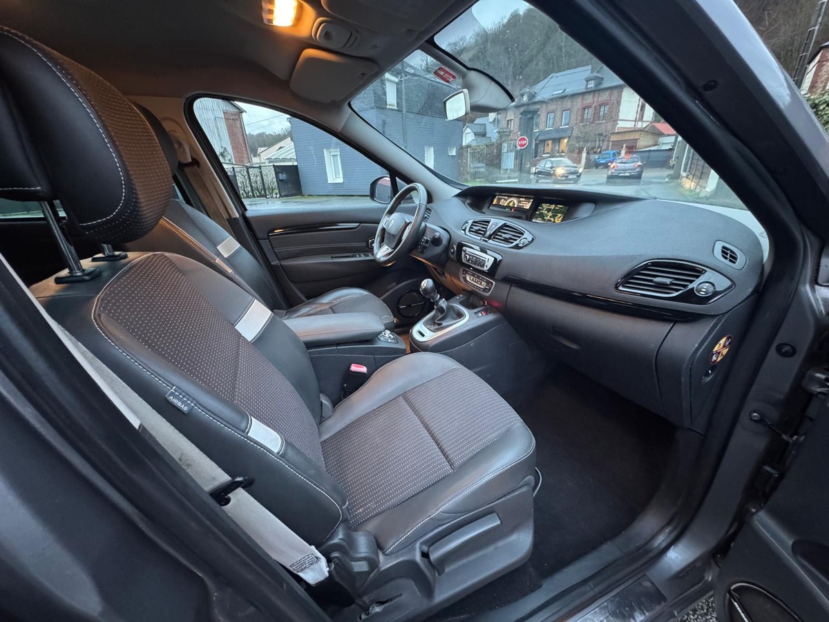 RENAULT Scenic 1.5 dCI 110cv Bose - Garantie