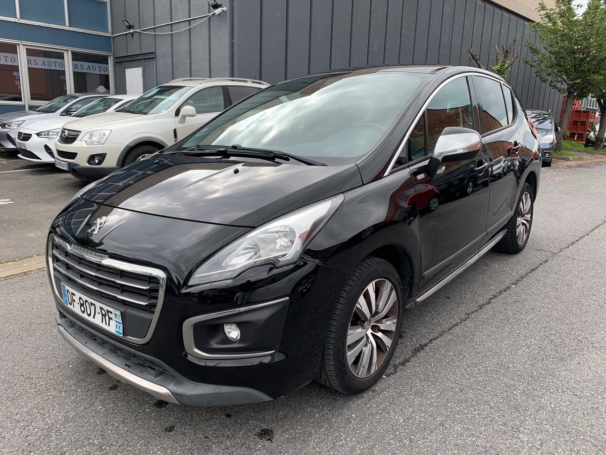 Peugeot 3008 1.6 e-HDI 115 CV 1r  mains 4X CB