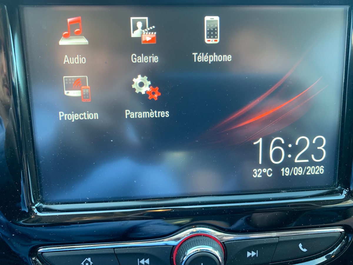 Opel Corsa 90 ch | Active | Apple car play | Régulateur de vitesse | Climatisation | Radar de recul