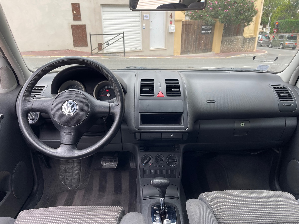 Volkswagen Polo 1.4 i 75 CV Phase 2 / Boîte auto / KM Réel / Clim / 5 Portes