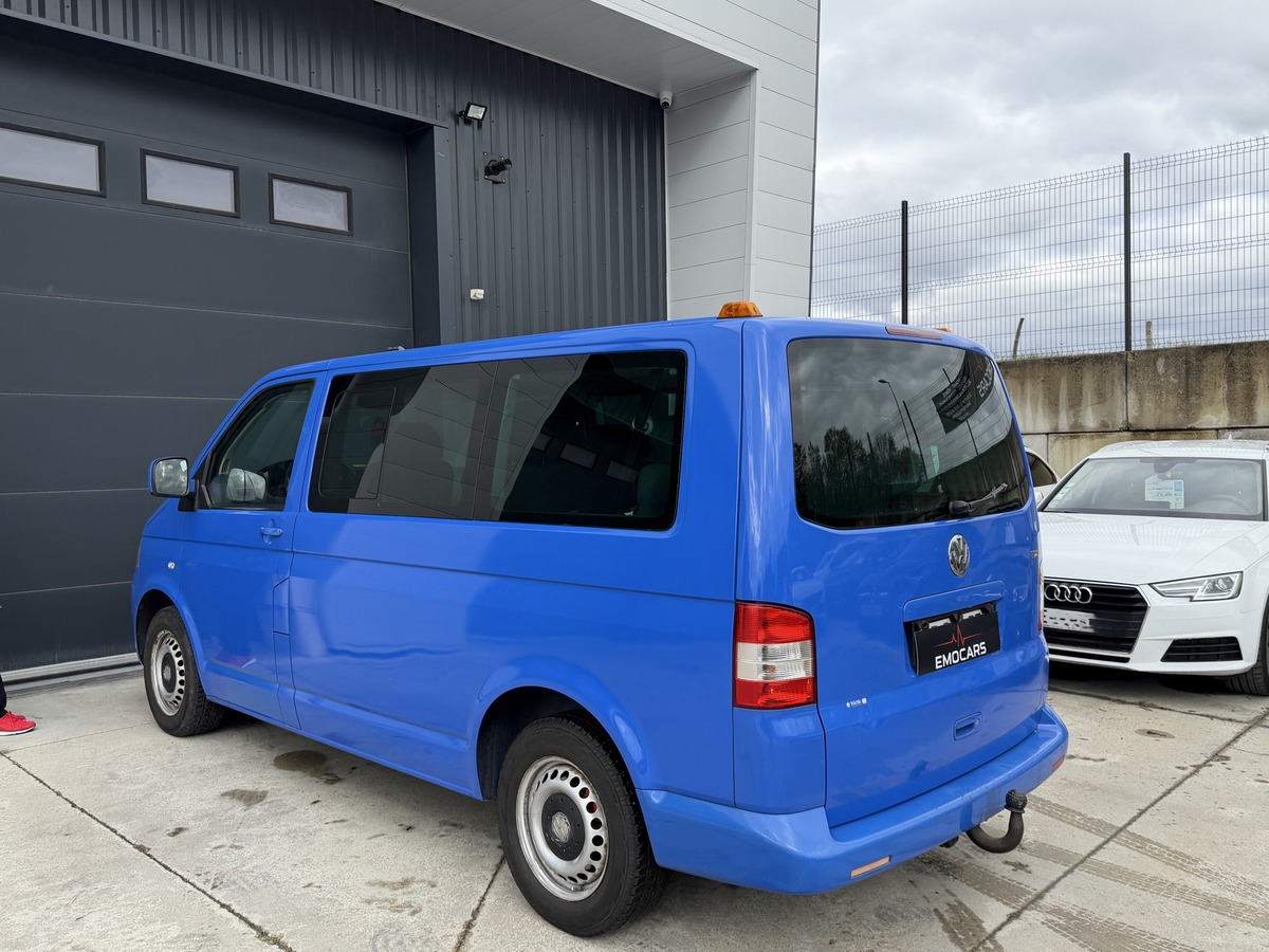 Volkswagen Transporter CARAVELLE 2.5 TDI 9 PLACES