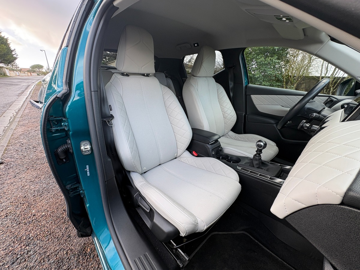 DS DS3 CBACK 100 CH - SO CHIC - Garantie 12 mois