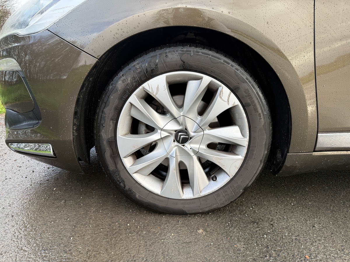 Citroën DS5 1.6 hdi 115 airdream BMP6 So Chic - Aucun frais à prévoir