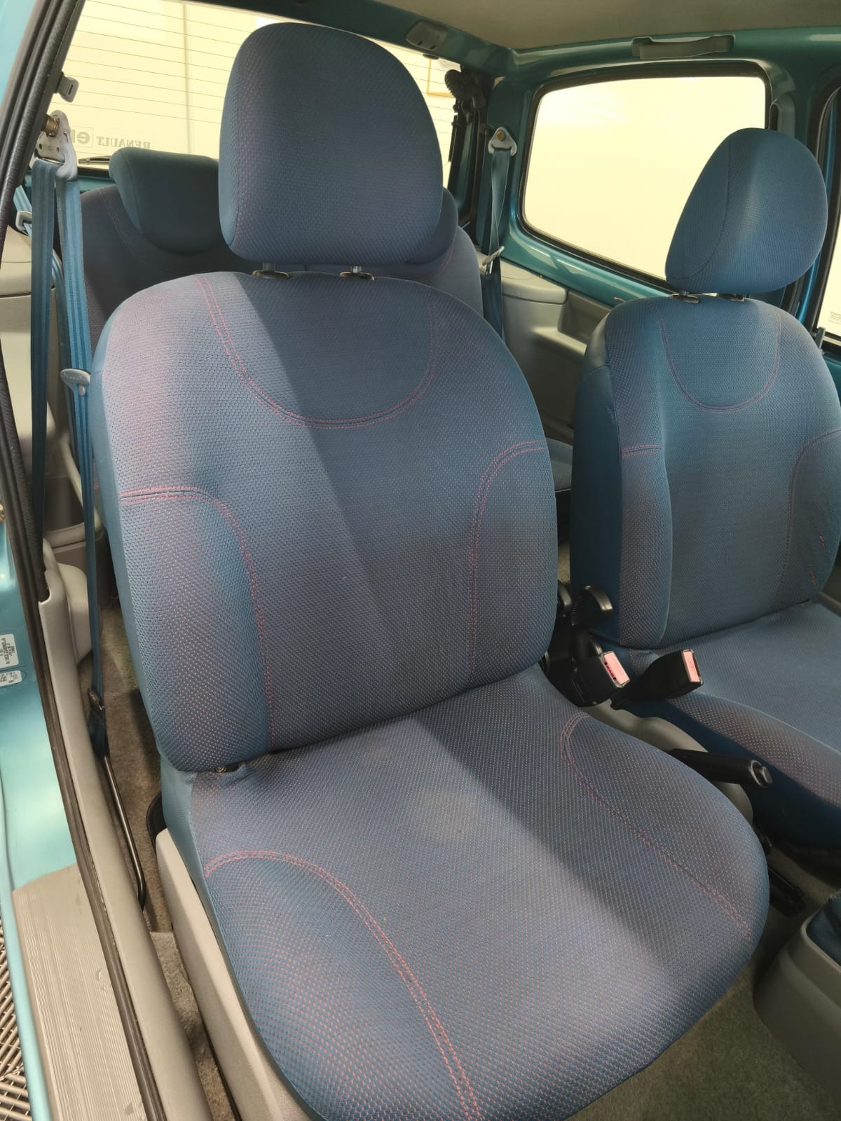 RENAULT Twingo Dynamique 1.2 16V 75ch distribution neuve - garantie 3 mois -