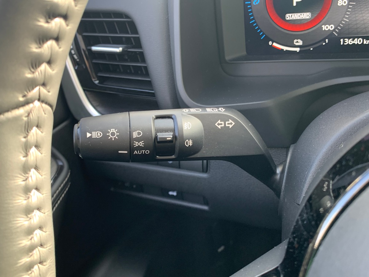 Nissan X-trail 204 | Tekna | Toit ouvrant panoramique | Caméra recul | Siéges chauffants | Attelage