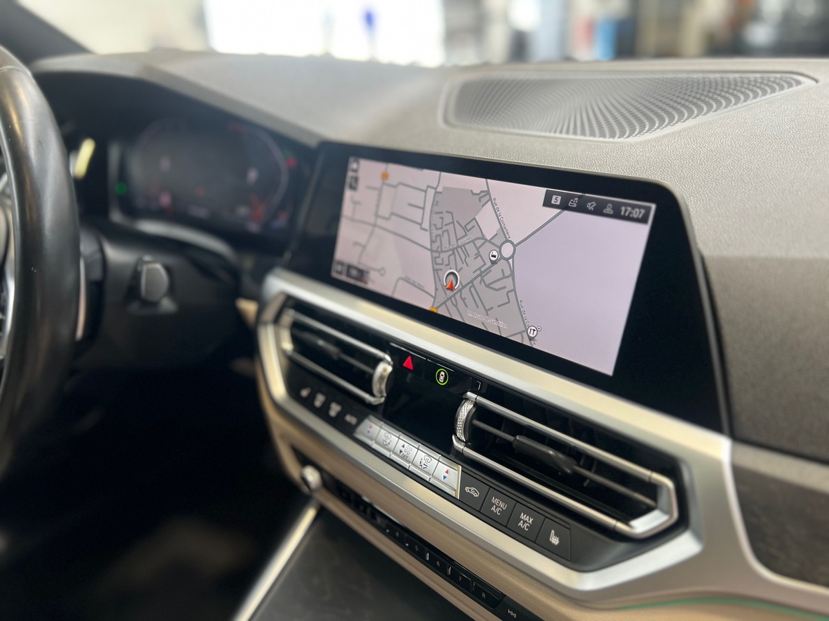 Bmw Série 3 (G20) 330 i 258 ch M SPORT BVA8 /TO/CAMERA/HARMAN KARDON/