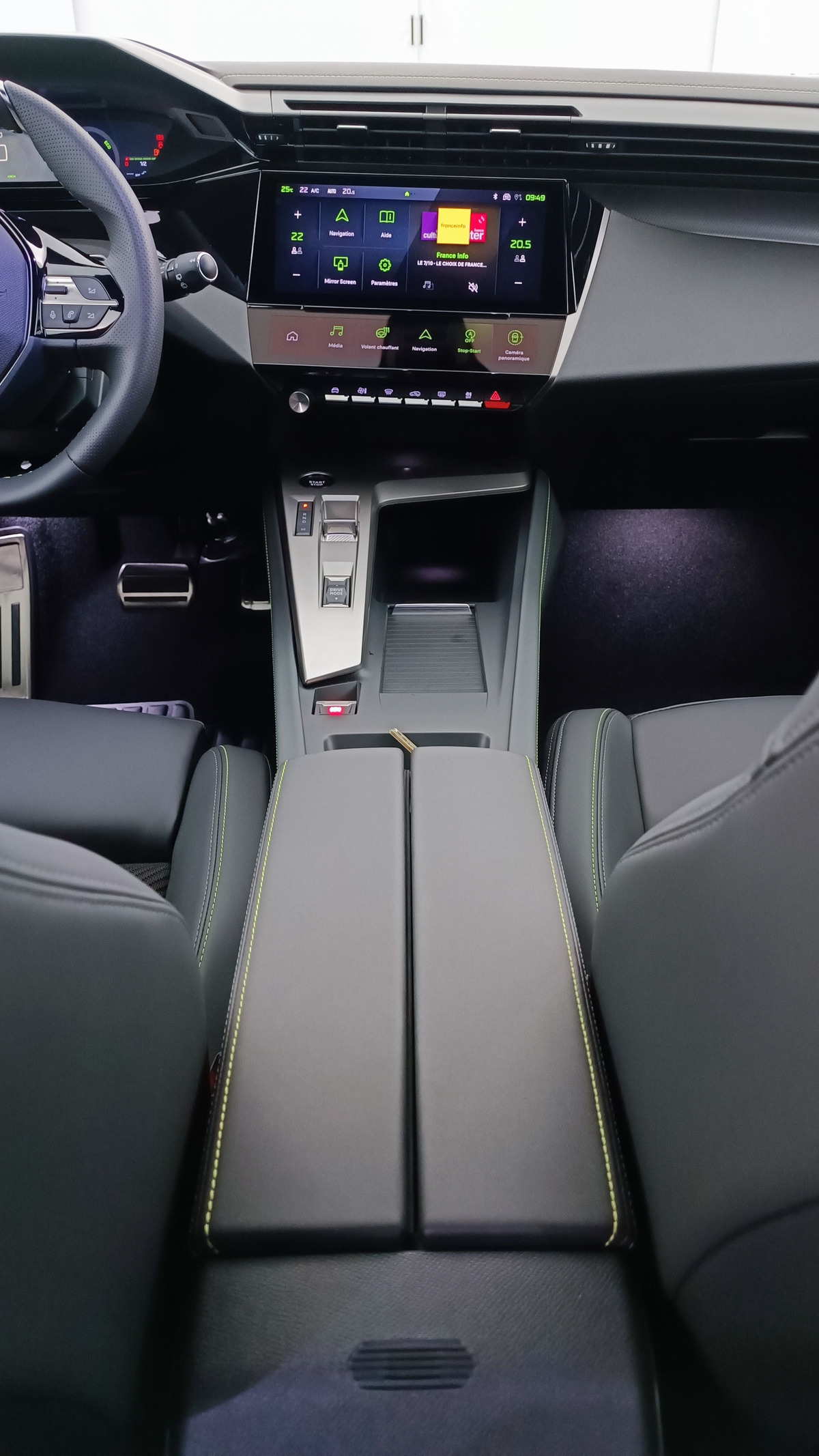Peugeot 308 III(2) 1.2 Hybrid 145 ch | GT Exclusive e-DCS6 | Caméra 360° | PLUSIEURS COLORIS