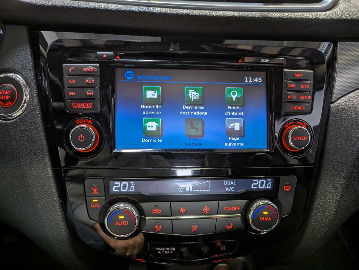 Nissan Qashqai 1.2 dig TEKNA