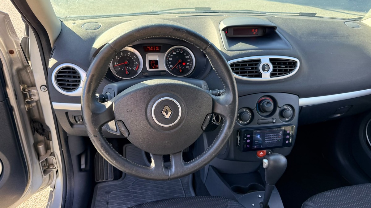 RENAULT Clio III 1.6 110cv Dynamique confort - Boite automatique - Garantie