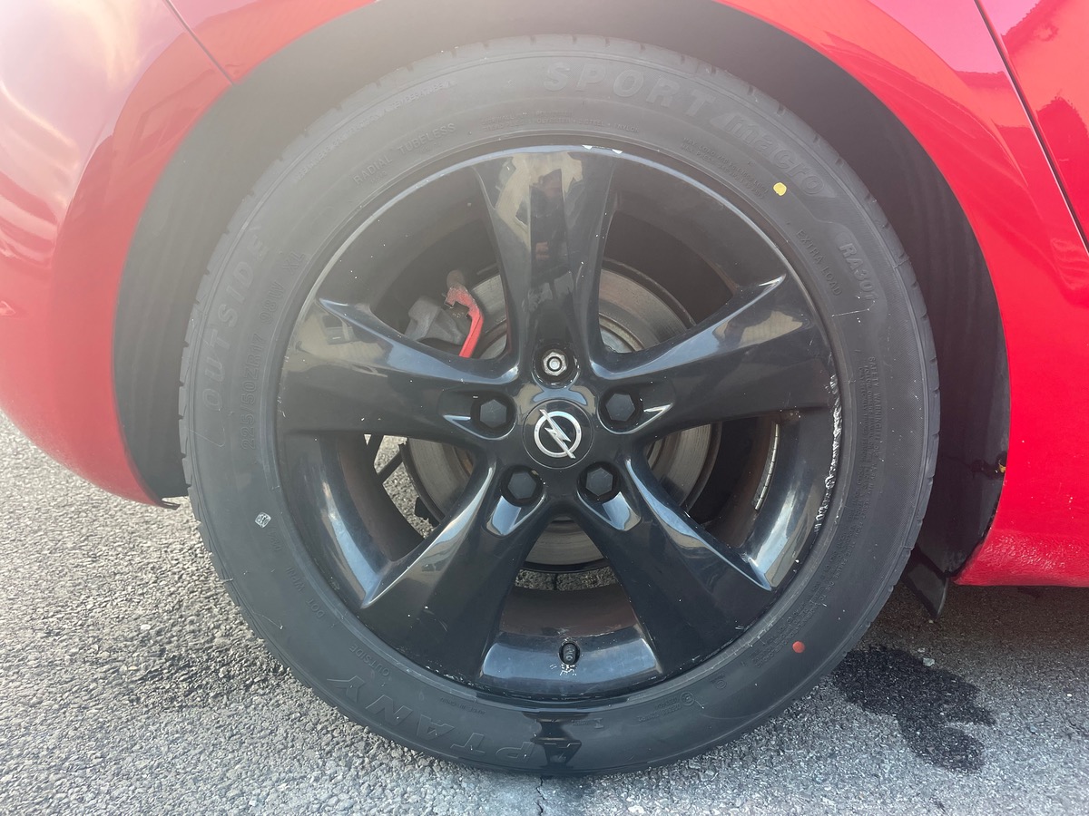 Opel Astra 1.6 turbo 180 sport