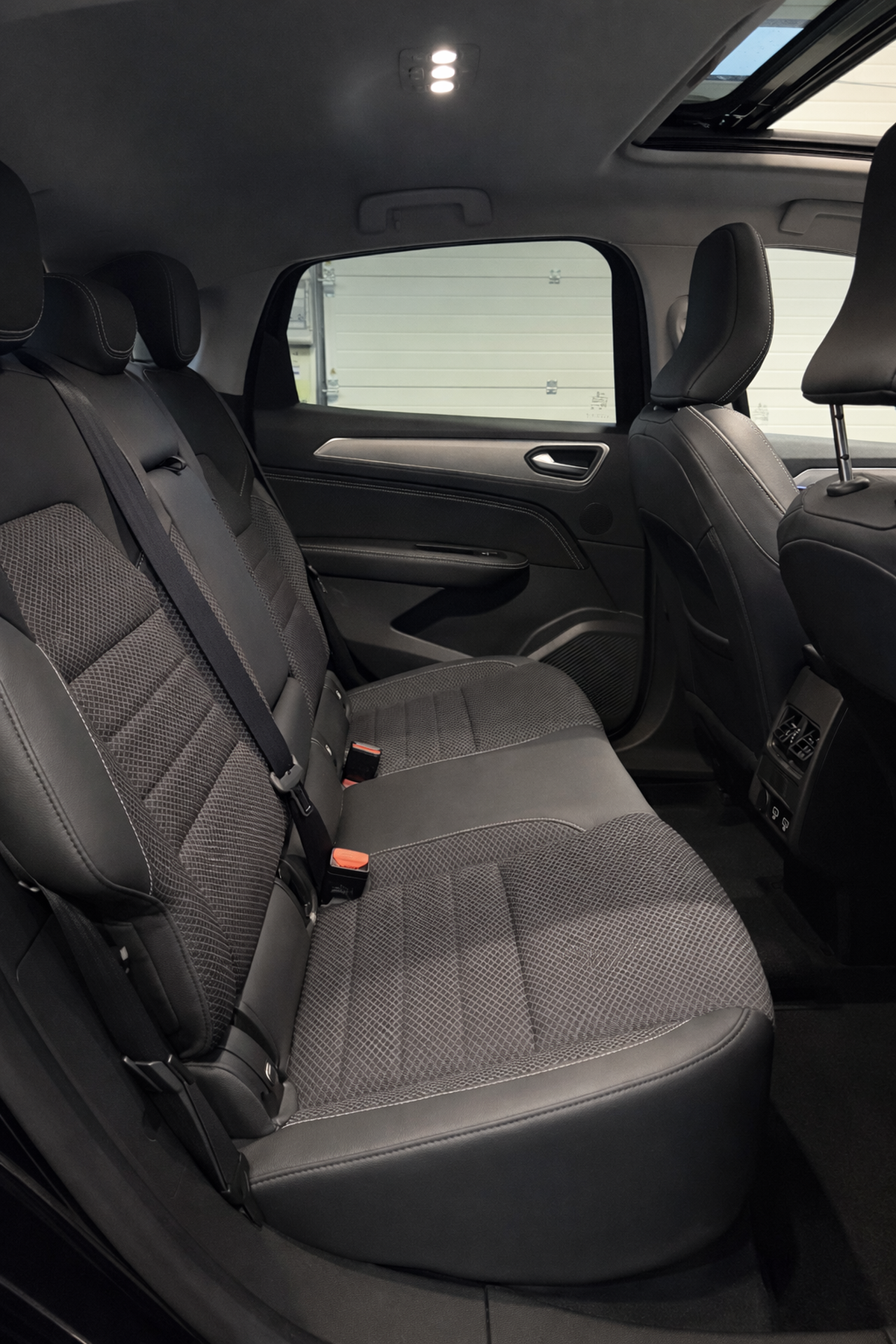 RENAULT Arkana 1.6 E-TECH 145 CV INTENS