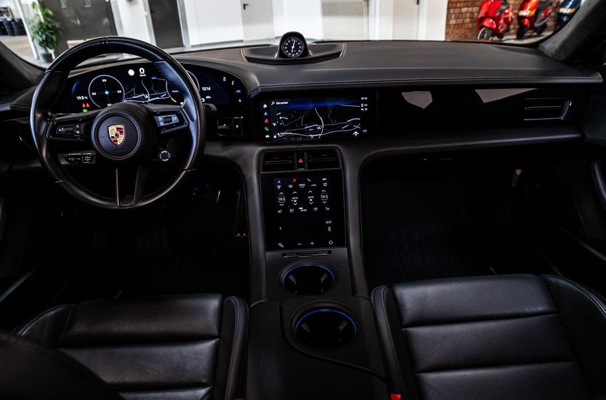 Porsche Taycan 680ch Turbo