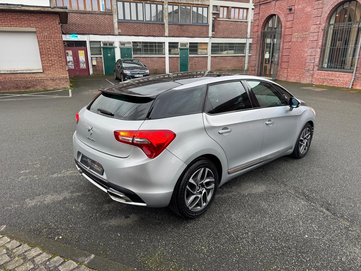 Citroën DS5 1.6 e-HDi SoChic Boite automatique - Révisé - Garantie