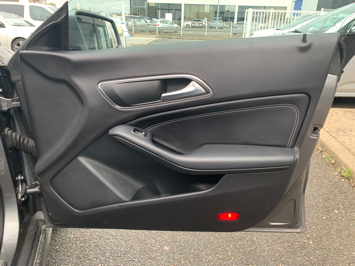 Mercedes-Benz CLA Shooting Brake 136 ch | Business Edition | Caméra de recul | Coffre électrique