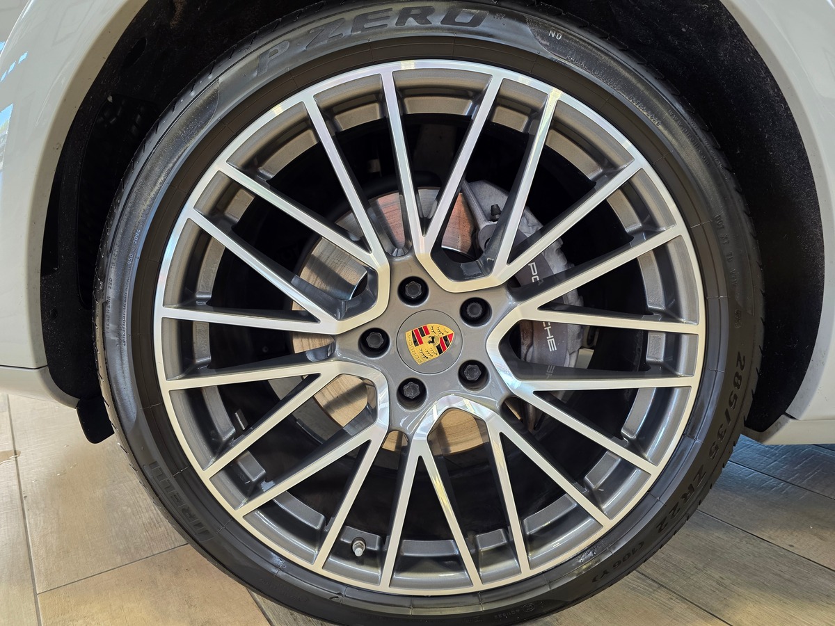 Porsche Cayenne COUPE E-HYBRID 462 FRANCAIS / CRAIE / PACK SPORT DESIGN