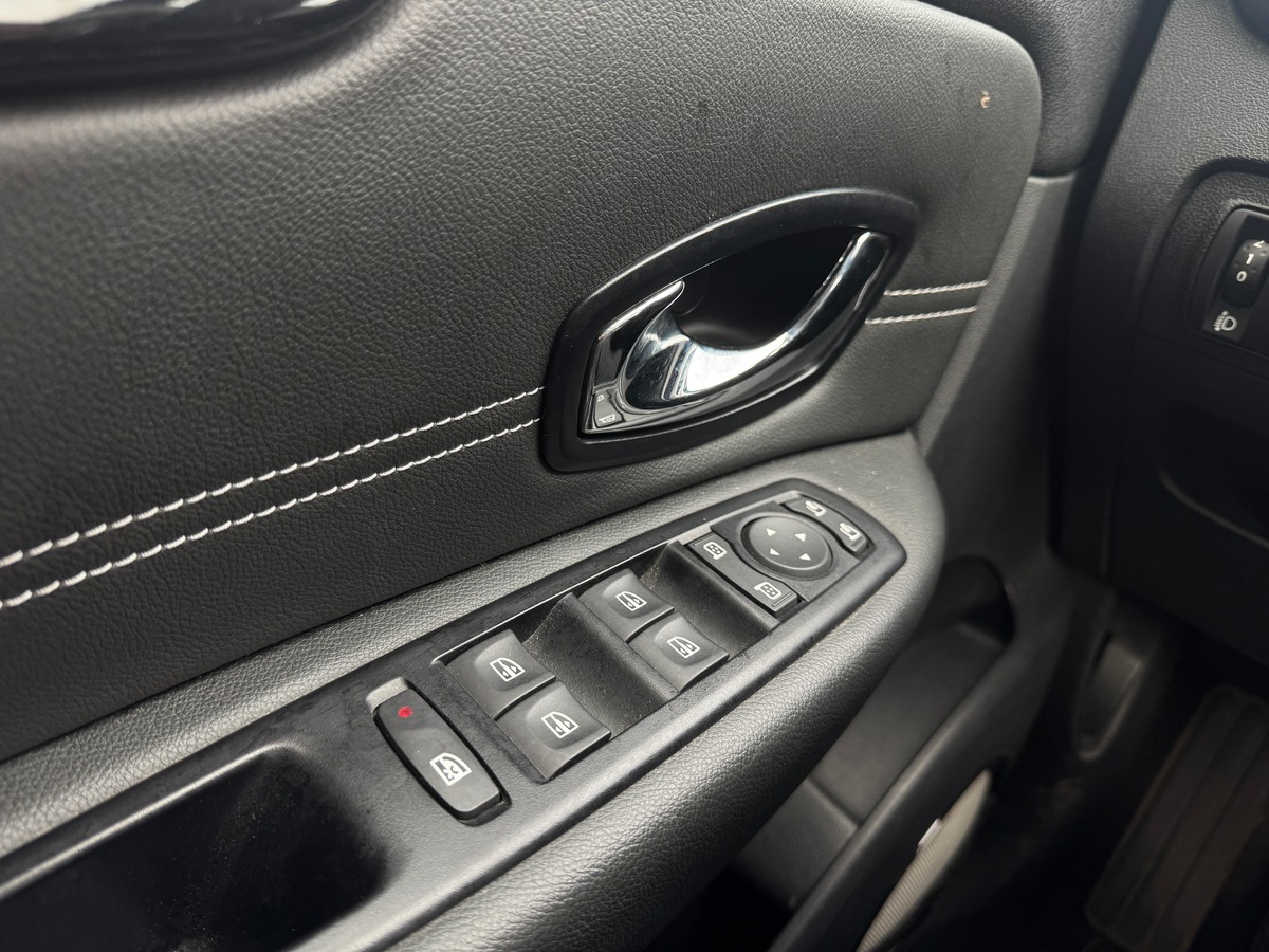 RENAULT Scenic 3 BOSE EDITION EDC6 Phase 2 1.5 dCi 110 cv Boîte auto