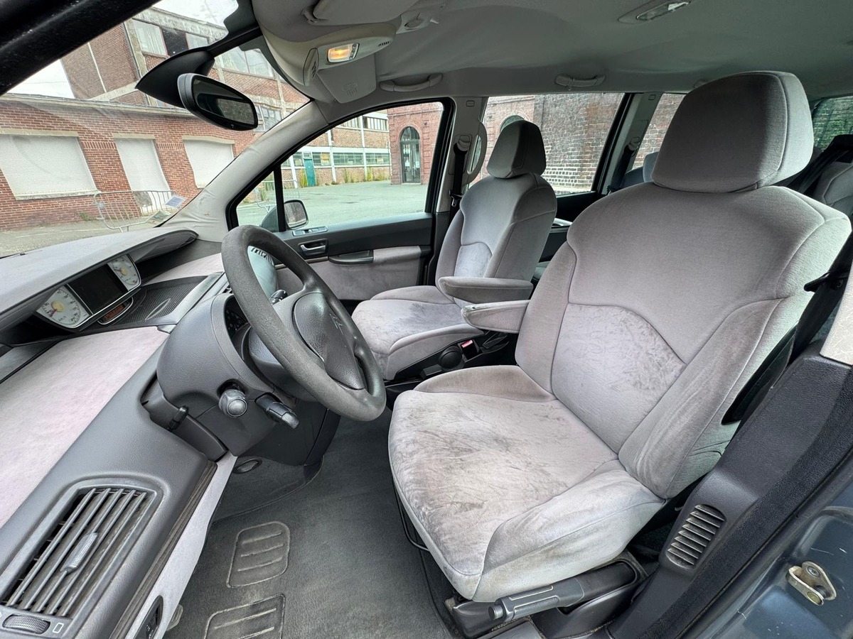 Citroën C8 2.0 HDI 120- 7 Places- Distribution neuve