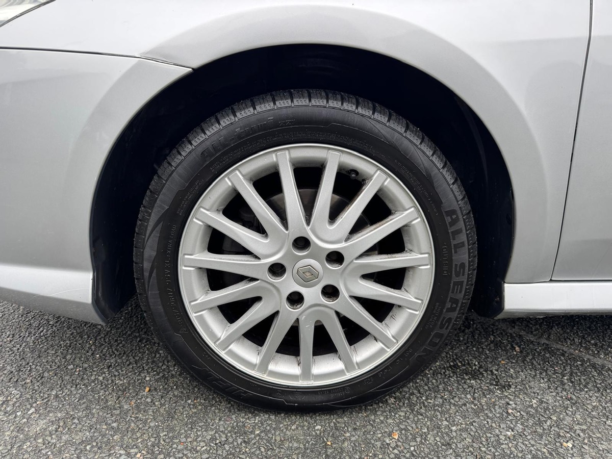 RENAULT Laguna III 2.0 turbo boite automatique Privilège - Garantie