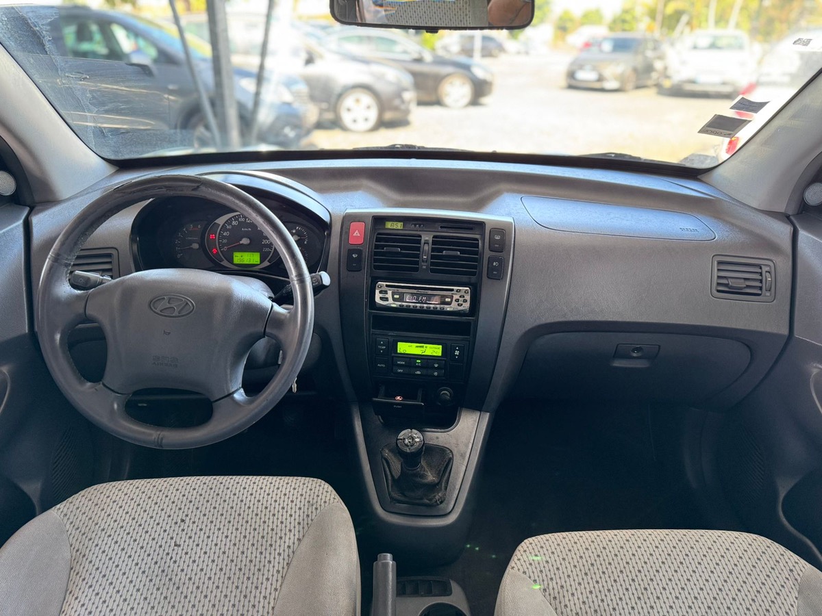 Hyundai Tucson 2l CRDI 115CH SPORT AUTO