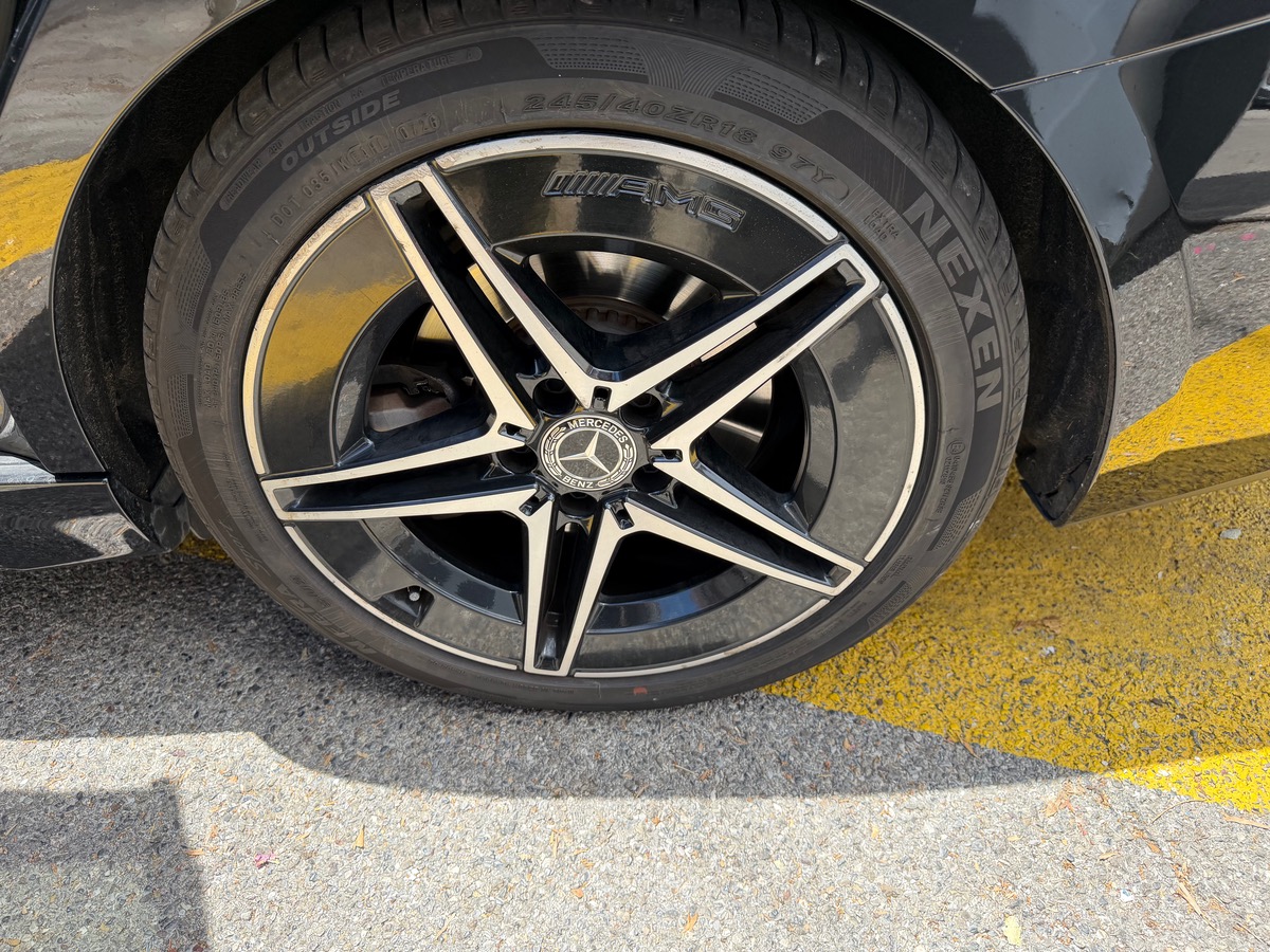 Mercedes Benz Classe C Berline 220 D  2.0 200 CV / AMG LINE / Toit Ouvrant / Caméra 360 ° /Full