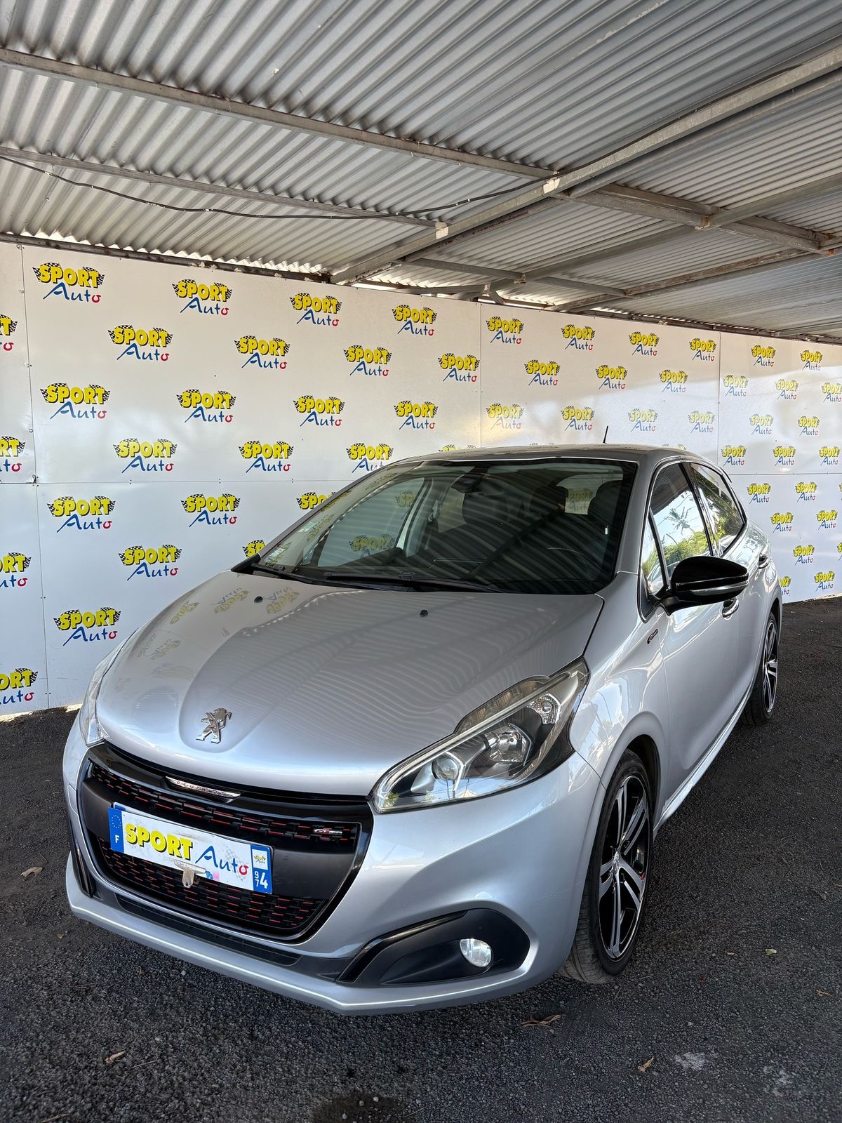 Peugeot 208 2017 GT-LINE 110CH SPORT AUTO