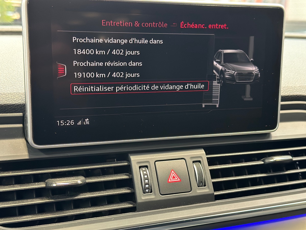 Audi Q5 40 TDI 190 cv S-Line Quattro S-Tronic7 - Attelage électrique - CarPlay